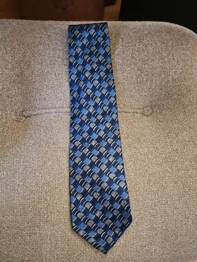 Bellini Blue Geometric Silk Tie